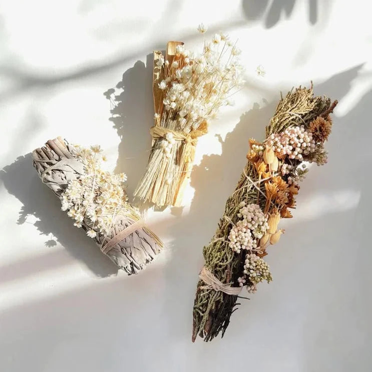 Juniper Smudge, Selenite Crystal & Dried Flowers